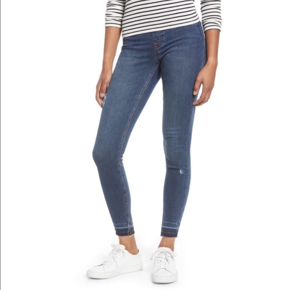 Spanx Distressed Ankle Denim Skinny Jean - Picture 5 of 7